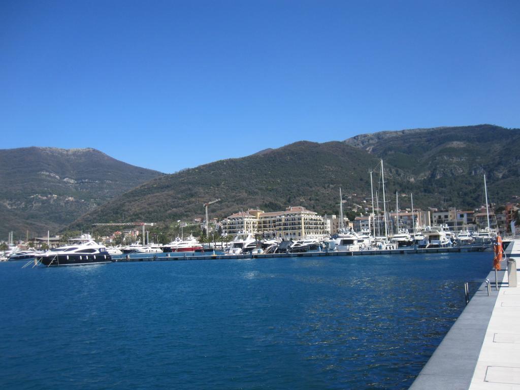 Apartments City Center Tivat Ngoại thất bức ảnh