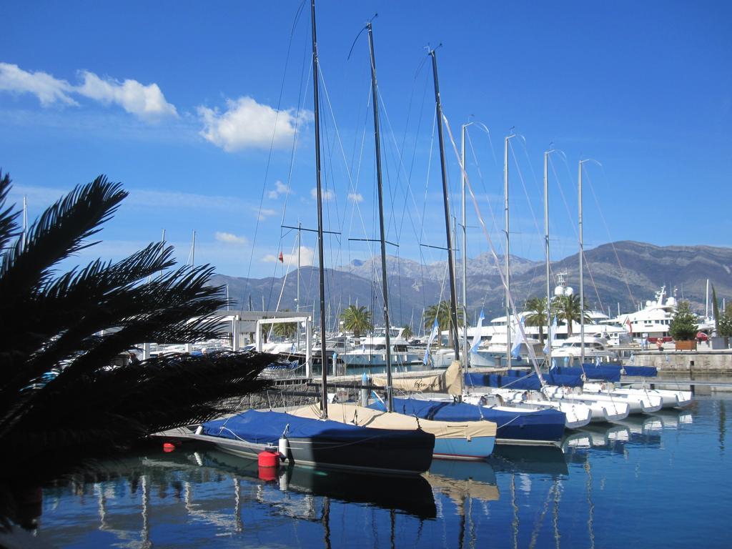Apartments City Center Tivat Ngoại thất bức ảnh
