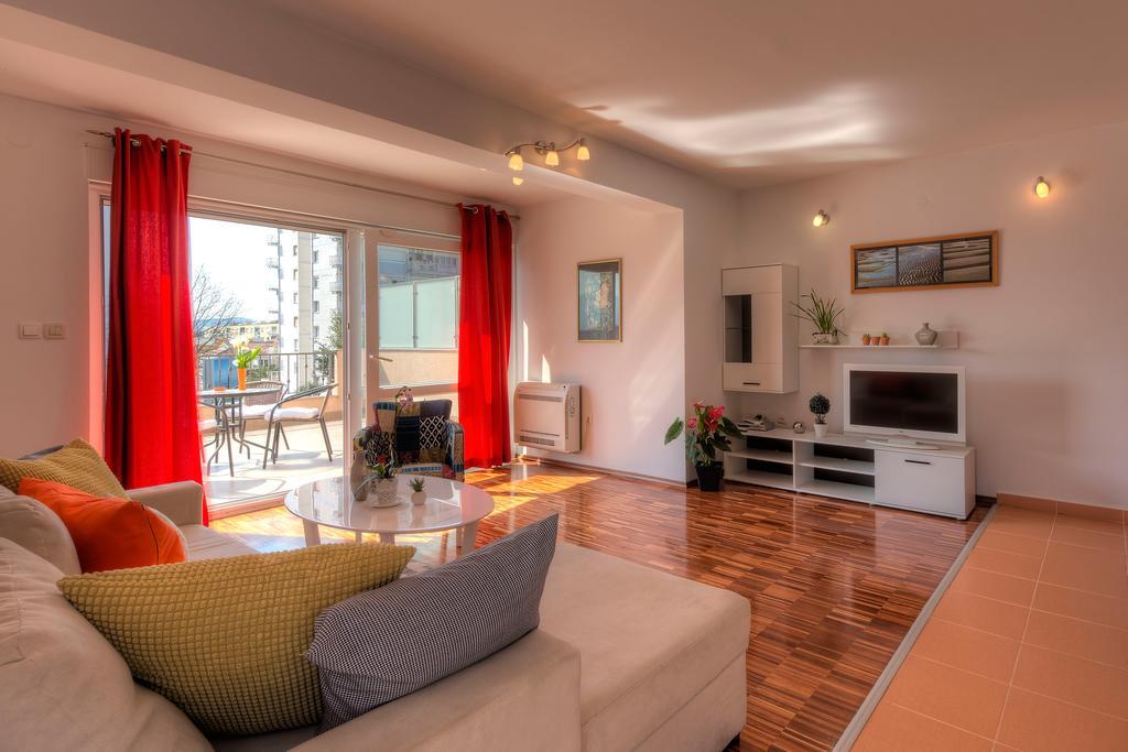 Apartments City Center Tivat Ngoại thất bức ảnh