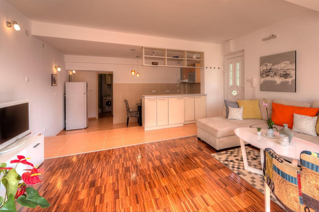Apartments City Center Tivat Ngoại thất bức ảnh
